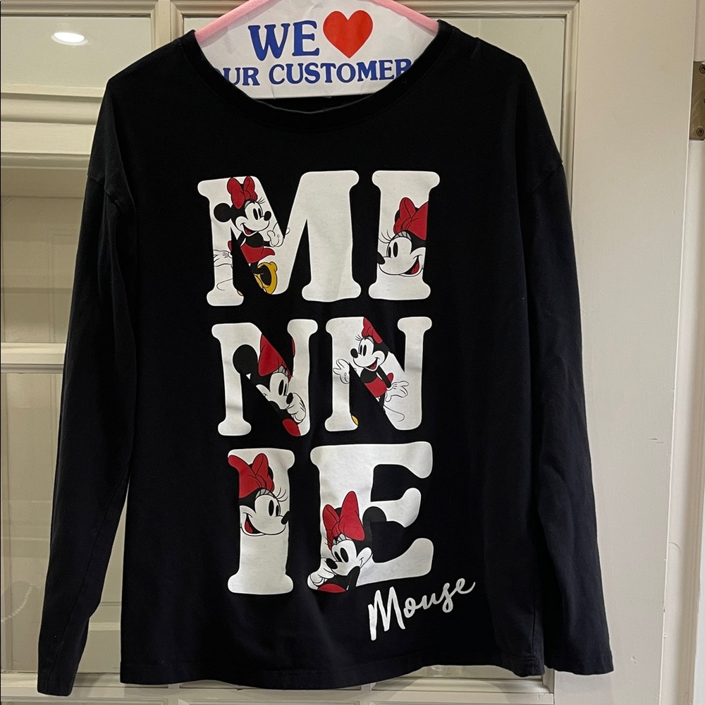 Bundle 2 Listings for $20😀Minnie Mouse Black Shirt